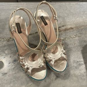 Joan & David Women’s high heels size 8 1/2